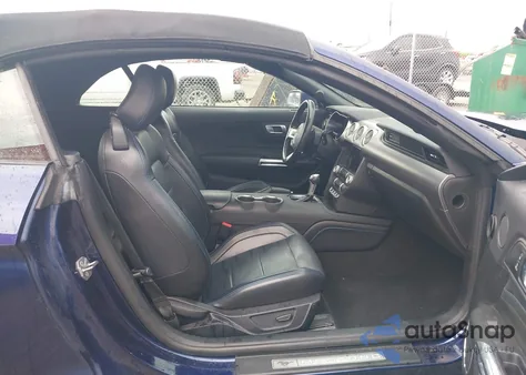 2020 Ford Mustang Ecoboost Premium z USA, uszkodzony, nr VIN 1FATP8UH8L5106720